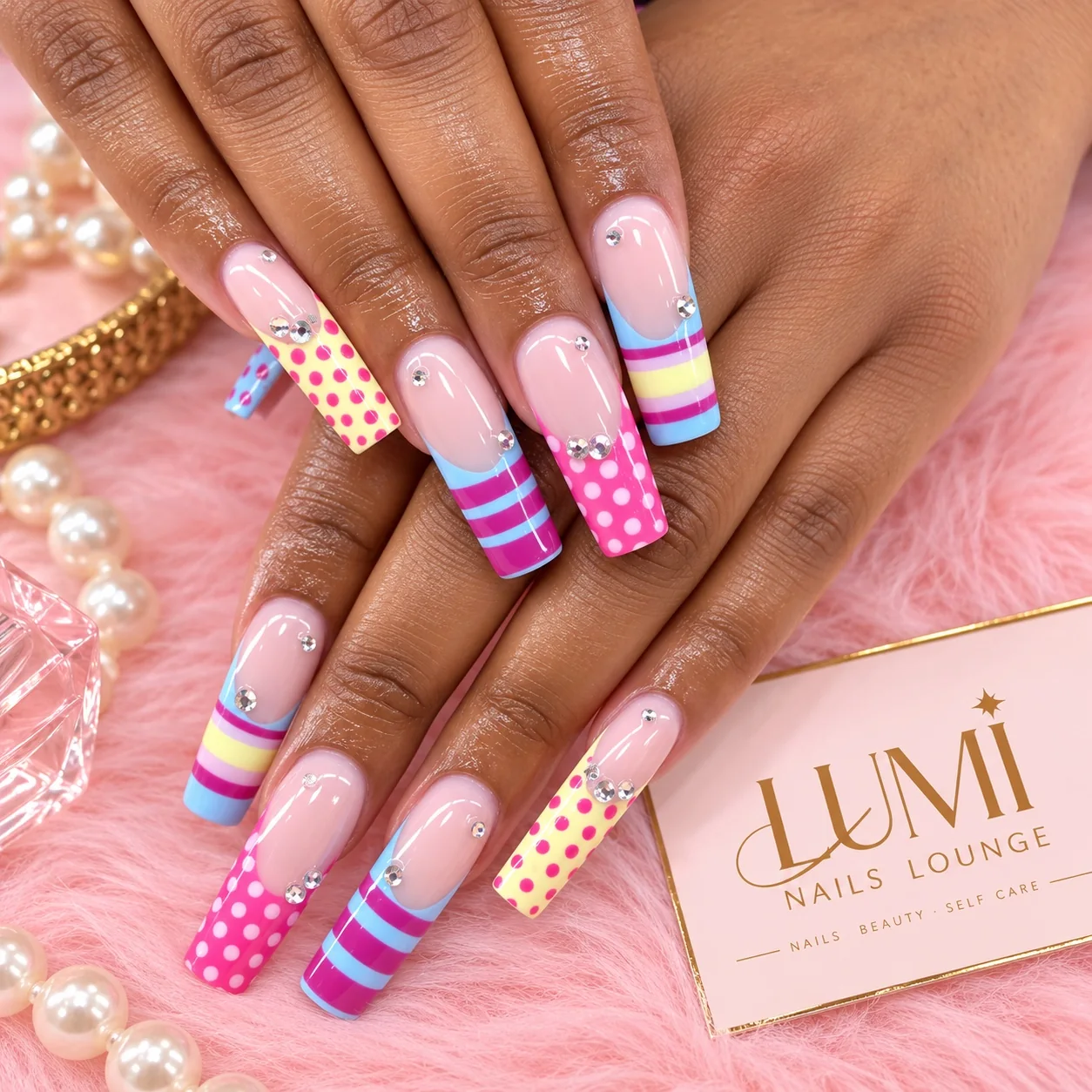 Bright nail set